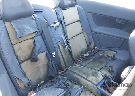 2008 Volvo C70 T5/T5 M z USA, uszkodzony, nr VIN YV1MC67268J058407